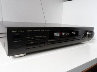 Technics ST-GT550 Class AA RDS Stereo Synthesizer Tuner