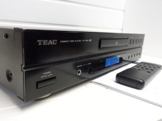 TEAC Compact Disc Player CD P-1260
