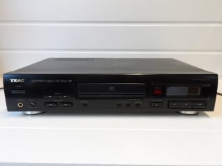 TEAC CD-P1100 CD Player - to clear