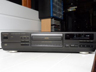 TECHNICS SL-PG580A CD Player New laser great condition