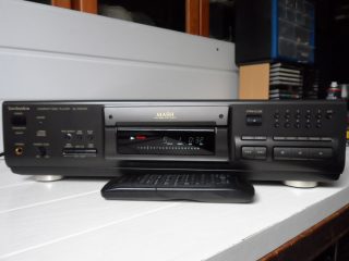TECHNICS SL-PS670A CD Player with Remote