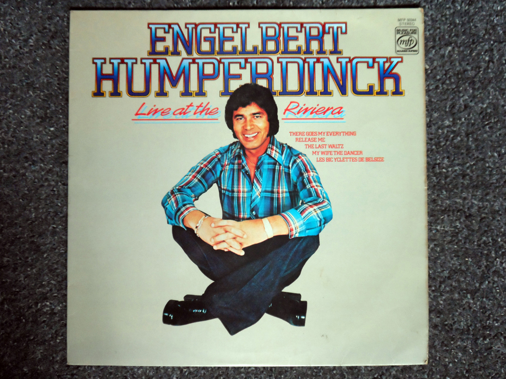 ENGELBERT HUMPERDINCK - Live At The Riviera