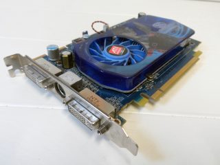 ATI Sapphire Radeon HD 3650 512mb Graphics Card p/n 188-0BE41-01ASA (b)