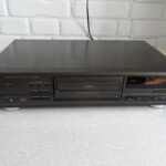 TECHNICS SL-PG490 CD Player