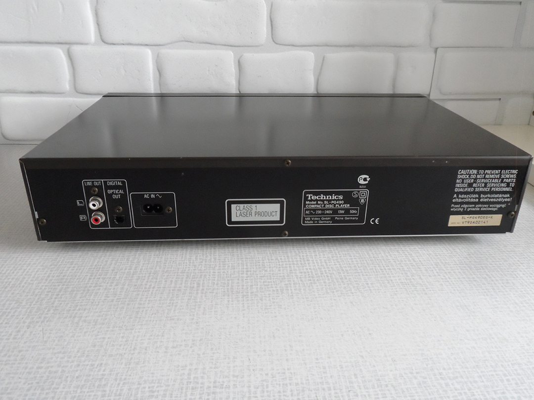 TECHNICS SL-PG490 CD Player - Image 6