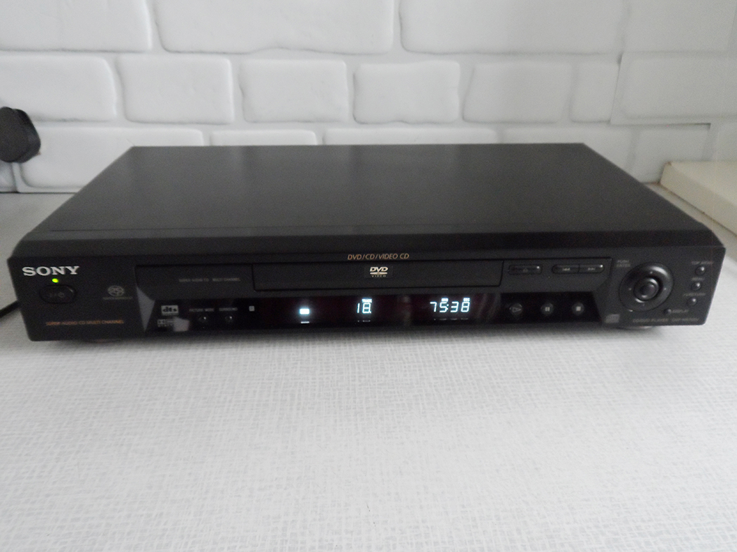 SONY DVP-NS705V SACD / CD Player Combo + Original Remote | Fully Serviced