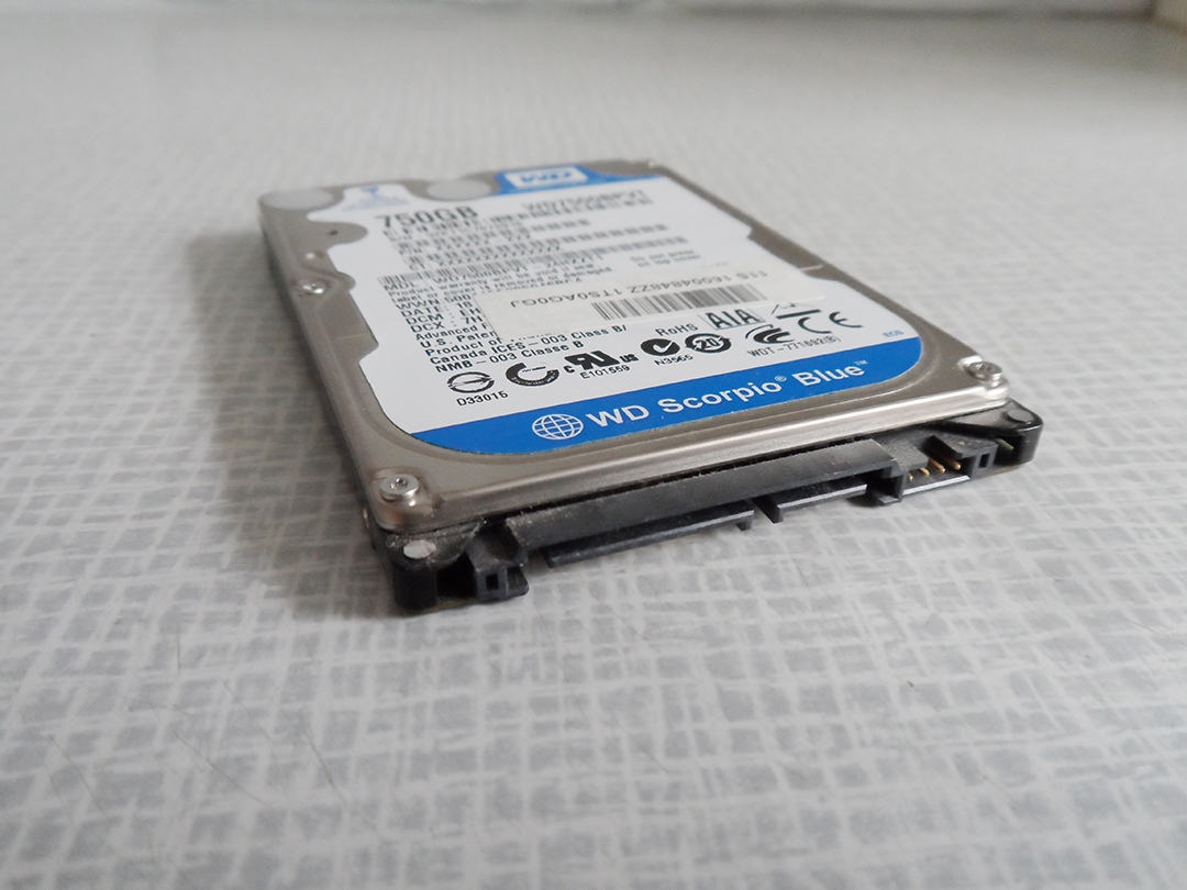 Western Digital 750GB WD7500BPVT - 24HXZT1 5400RPM SATA 2.5" Laptop HDD Hard Disk Drive - Image 3