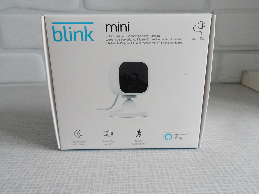 Blink mini indoor camera plug in white 1080p HD - Image 3