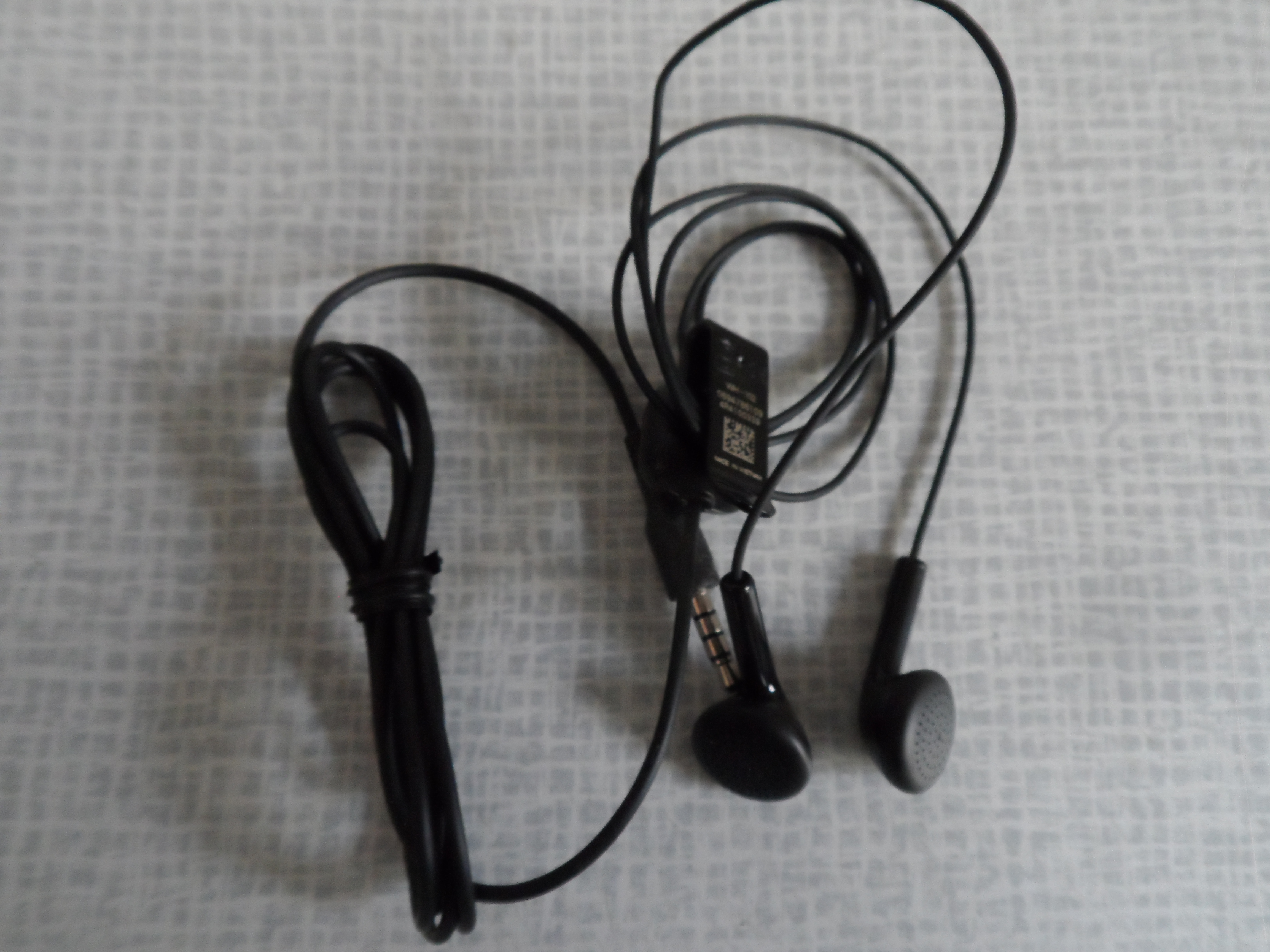 Nokia Earphones Black WH-102 HS-125 opened but never used