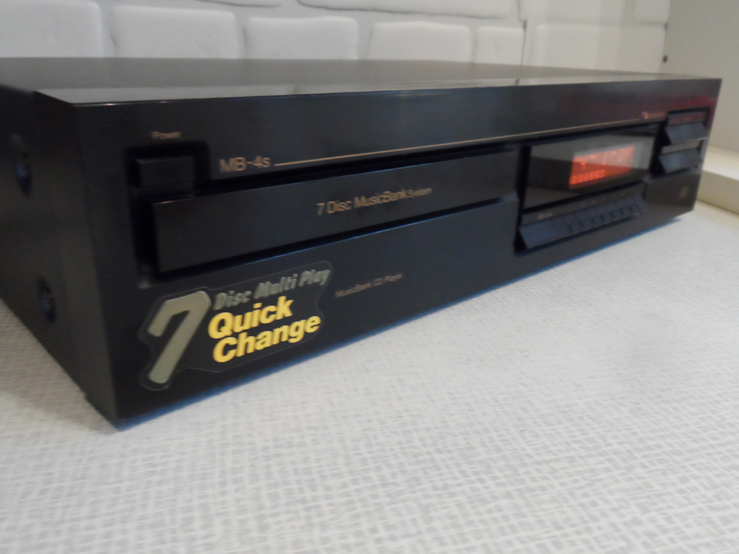 Nakamichi MB-4s 7 disc MusicBank system - working