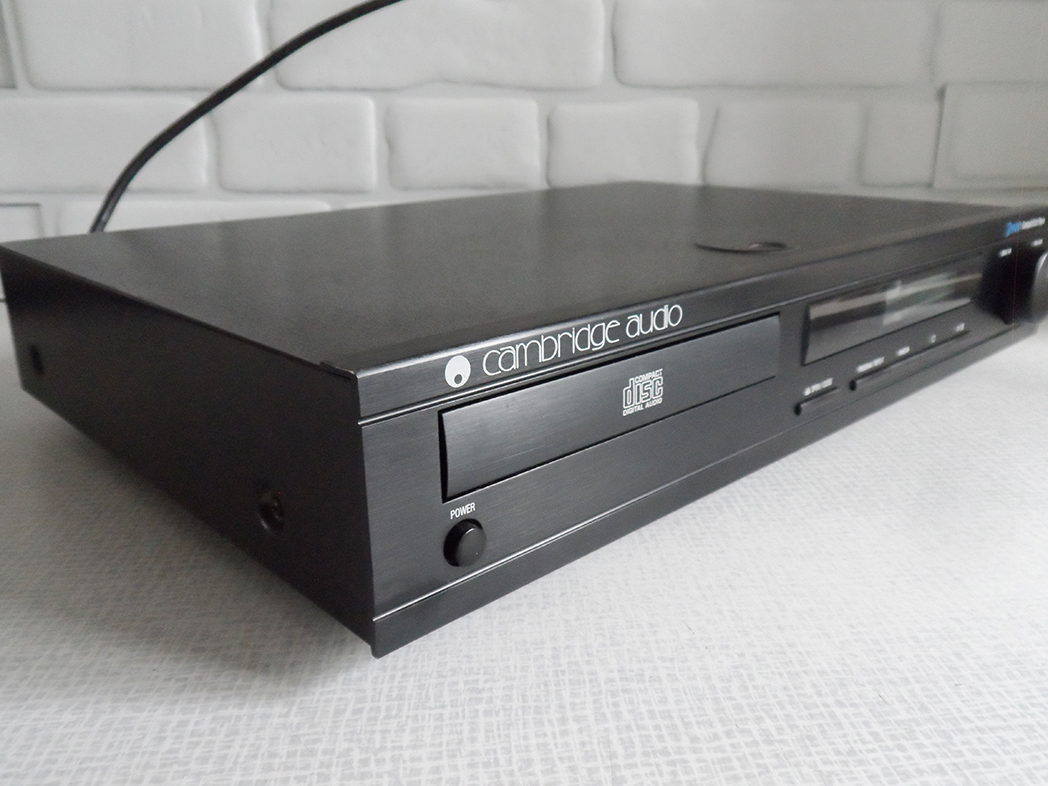 Cambridge Audio D100 CD Player