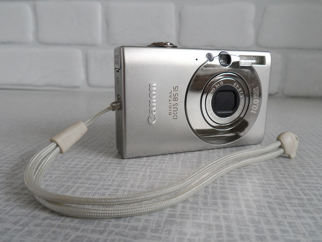 Canon Digital Ixus 85IS 10MP, great working condition